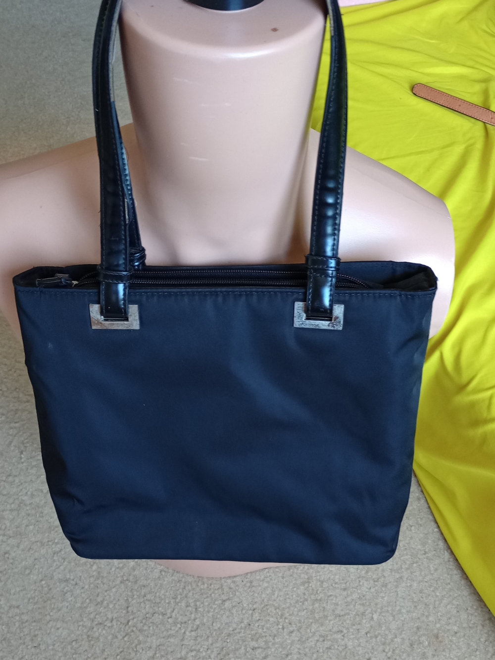 Prada Tessuto black nylon tote bag featuring silver-tone hardware and leather - Picture 2 of 4